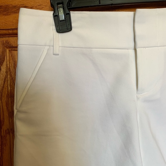 Alice and Olivia Cady Shorts - Picture 8 of 14